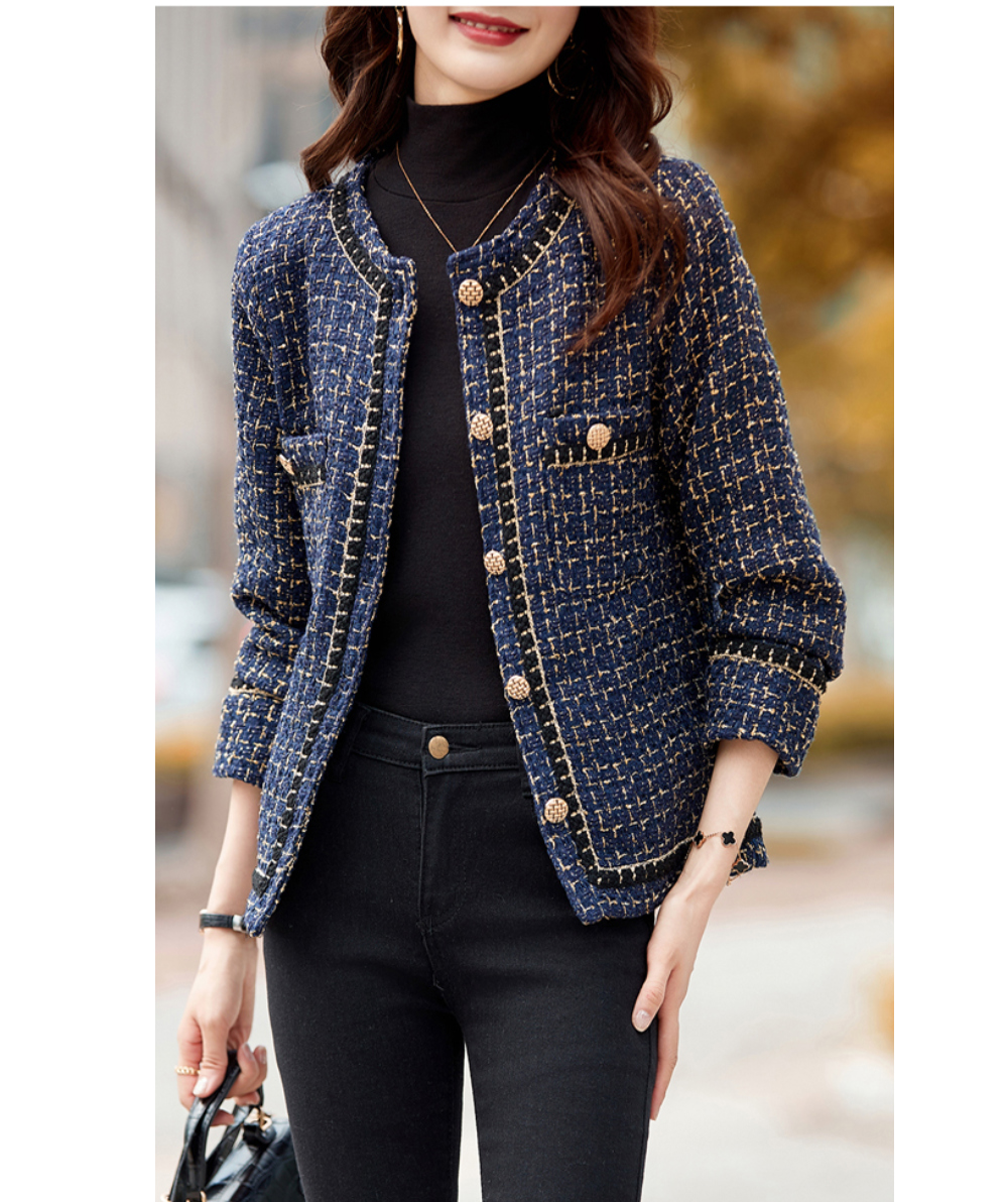 ë¸”ë ˆì´ì € ëª¨ë¸ ì°©ìš© ì´ë¯¸ì§€-S1L2